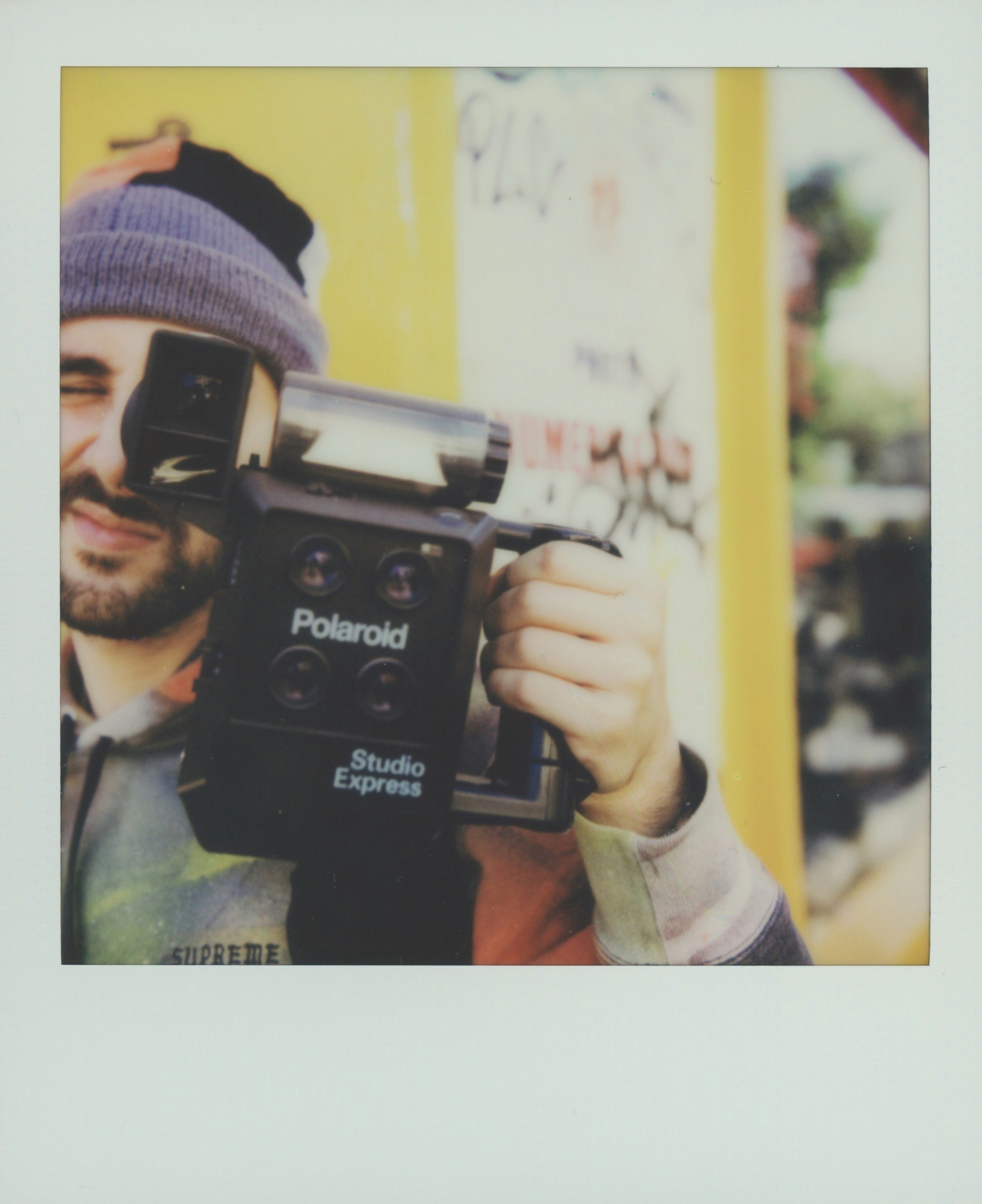 © OUNI - APOLAROIDSTORY.COM